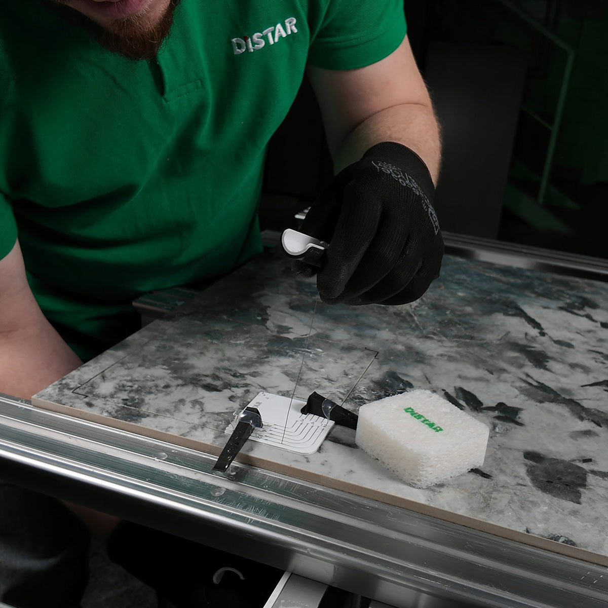 Distar CordSET cutting porcelain tile